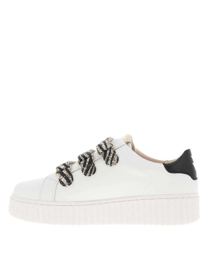 Baskets blanches avec...