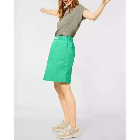 Mini-jupe verte unie pour femme avec élastique à la ceinture - Image 5