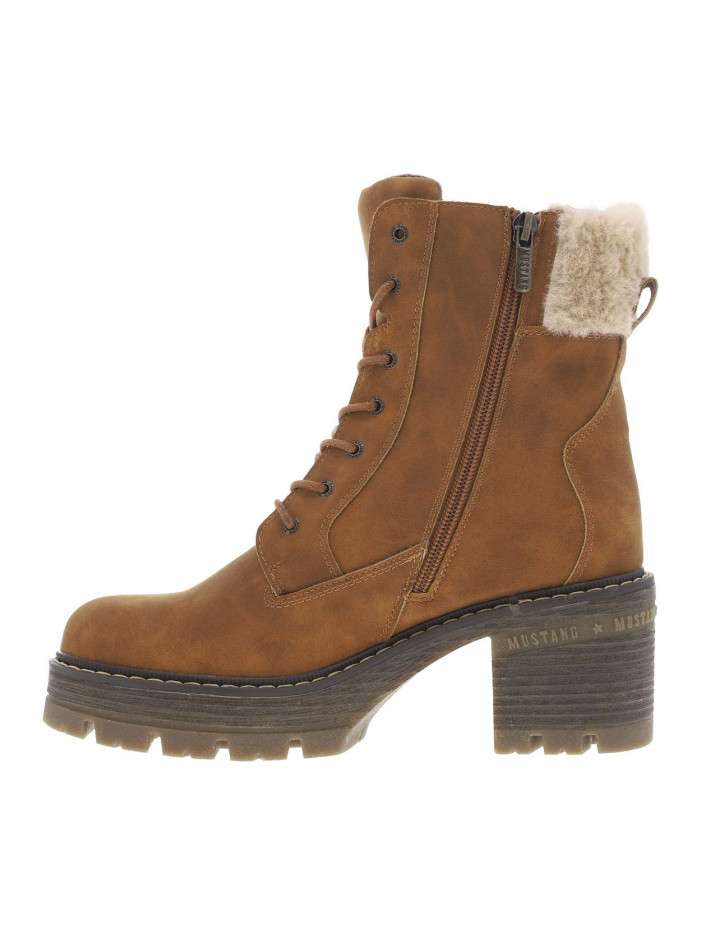 Bottines noisette à talon...