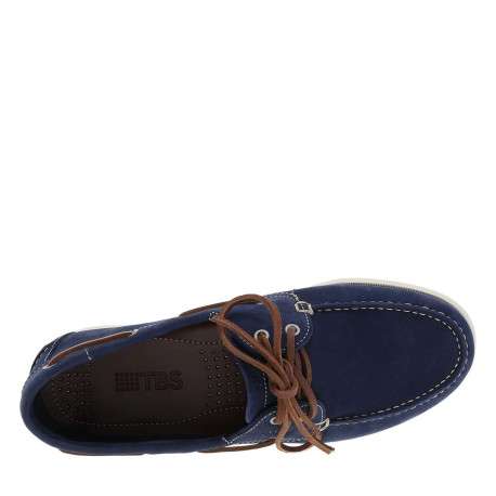 Mocassins bateau bleues en cuir avec un talon plat et à slip-on - Image 4