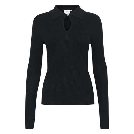 Pull noir en maille côtelée avec une coupe ajustée et un col à revers