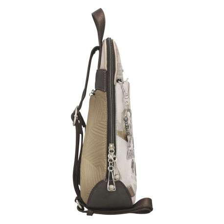 Sac à dos écru imprimé avec une fermeture zippée et un imprimé de la marque - Image 4