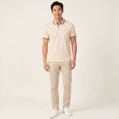 Polo en coton biologique corail uni avec une coupe slim et un col à revers - Image 2