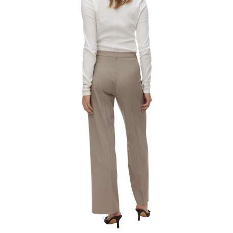 Pantalon chino beige uni avec une coupe droite et des passants pour ceinture - Image 3