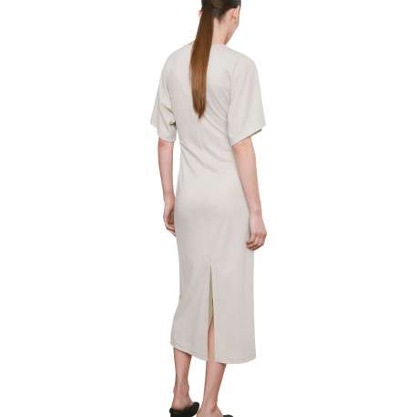 Robe longue beige unie pourvue de manches courtes et d'une coupe ajustée - Image 3