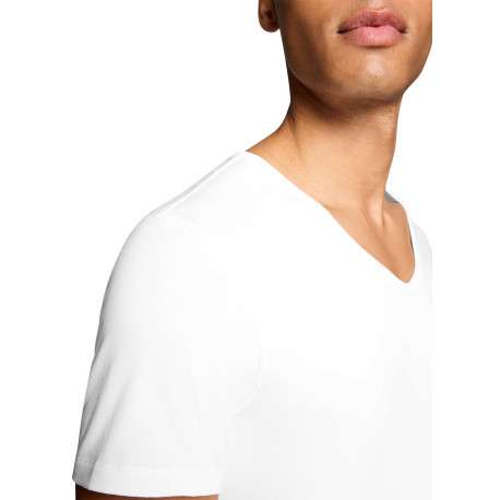 Lot de 2 t-shirts en coton blancs à coupe droite et de cols en v - Image 5