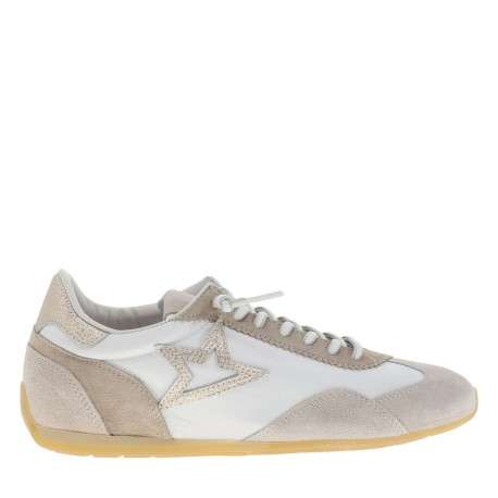 Tennis beiges en cuir avec un talon plat et des lacets élastiqués - Image 2