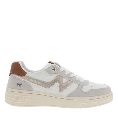 Tennis blanches à semelle plate avec un patch de la marque sur la languette - Image 2
