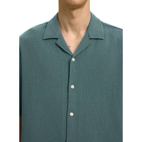 Chemise en coton verte unie pourvue d'une coupe droite et d'un col cubain - Image 6