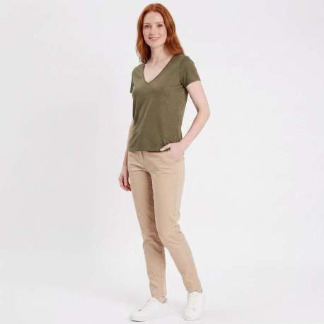 T-shirt Elvie kaki uni pourvu d'une coupe droite et de manches courtes - Image 3