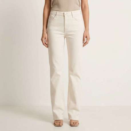 Jean en coton écru uni pourvu d'une coupe bootcut et de multiples poches - Image 4