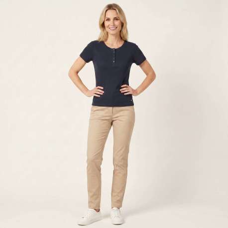 T-shirt marine uni pourvu d'une coupe ajustée et des manches courtes - Image 6