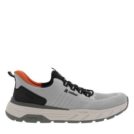 Sneakers grises à talon compensé bas avec une fermeture slip-on - Image 2