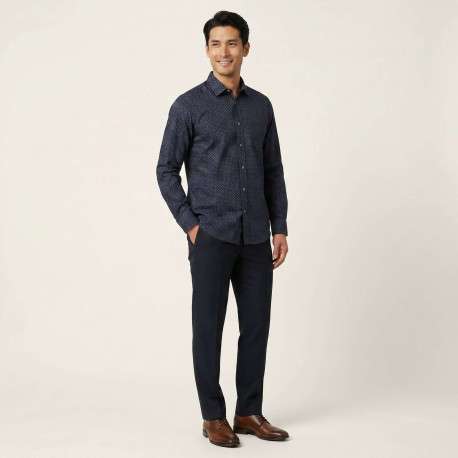 Chemise marine à motifs avec un col à revers et des manches longues - Image 5