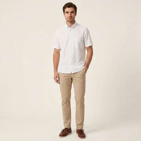 Chemise en coton blanche unie avec une coupe droite et un col américain - Image 6