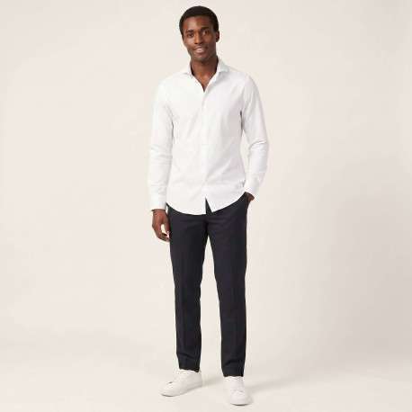 Chemise blanche unie pourvue d'une coupe droite et des manches longues - Image 6