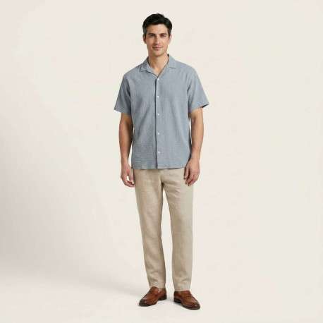 Chemise en coton bleue à coupe droite pourvue d'un col cubain - Image 2