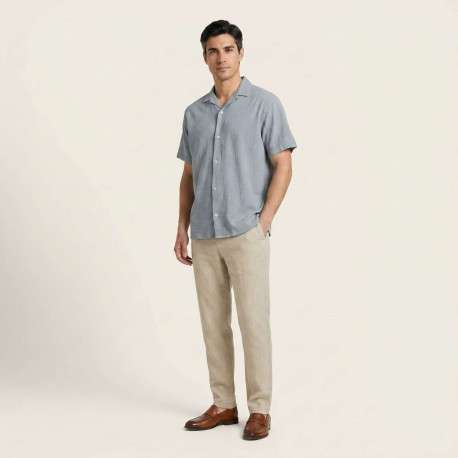 Chemise en coton bleue à coupe droite pourvue d'un col cubain - Image 4