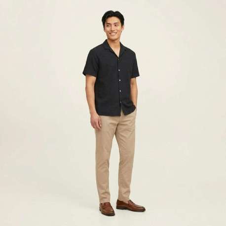 Chemise noire en crochet pourvue d'un col cubain et de manches courtes - Image 4