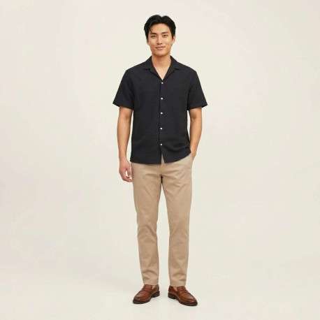 Chemise noire en crochet pourvue d'un col cubain et de manches courtes - Image 5