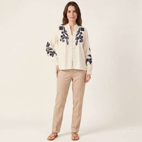 Blouse en coton écrue unie pourvue d'une coupe droite et d'un col tunisien - Image 7