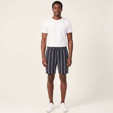 Short jogging marine à rayures pourvu d'une taille élastiquée - Image 4