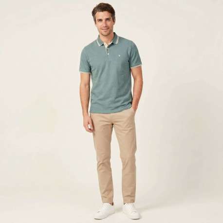 Polo en coton biologique bleu vert uni avec une coupe slim et un col à revers - Image 4
