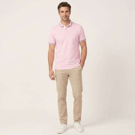 Polo en coton biologique rose uni avec une coupe slim et un col à revers - Image 5