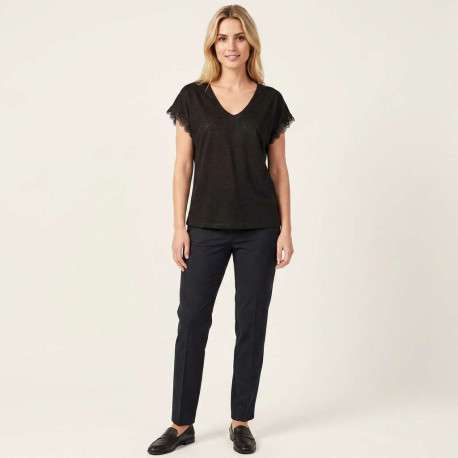 T-shirt noir uni avec une coupe droite et des manches courtes - Image 4