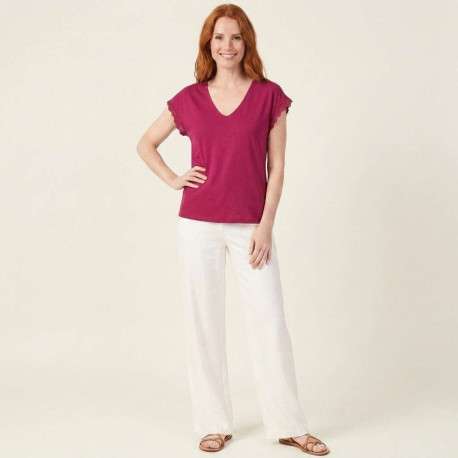 T-shirt fuchsia uni pourvu d'une coupe droite et de manches en dentelle - Image 4