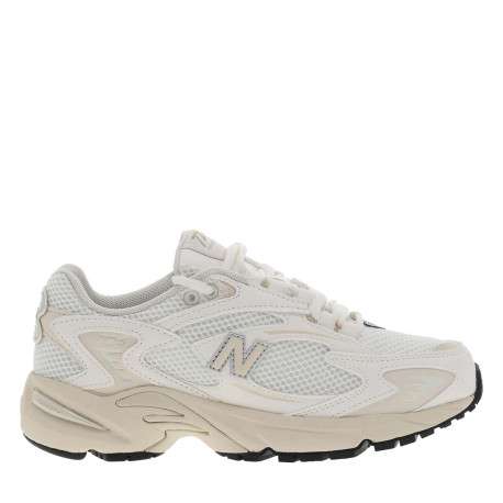 Baskets multisport 725 écrues à talon plat avec lacets ronds blancs - Image 2