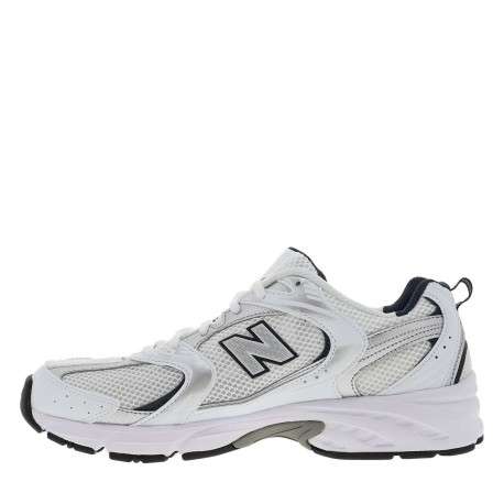 Baskets multisport blanches avec empiècements en maille résille - Image 3