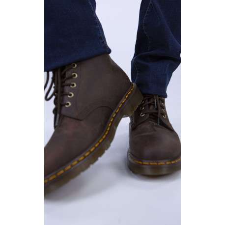 Bottines en cuir marron à talon décroché bas avec des lacets ronds - Image 13