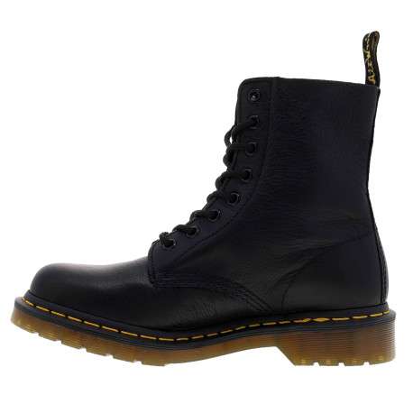 Bottines en cuir noires à talon décroché bas avec des lacets ronds