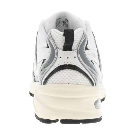 Baskets running blanches et grises à talon plat avec des lacets ronds - Image 6