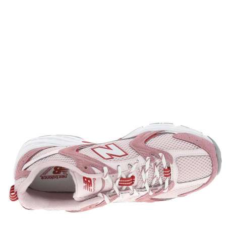 Baskets multisport 530 roses avec un talon plat et des lacets ronds bicolores - Image 4