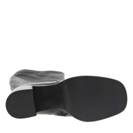 Bottes en cuir noires à semelle à talon décroché haut et fermeture zippée - Image 5