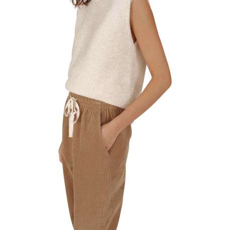 Pantalon en coton beige en velours côtelé avec une coupe droite - Image 9