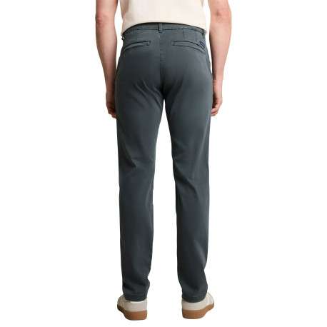 Pantalon chino en coton bleu vert à coupe droite pourvu de poches - Image 2