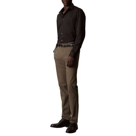 Chemise en coton mélangé noire à coupe droite pourvue d'un col à revers - Image 6