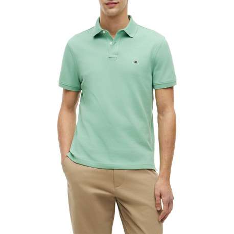 Polo en coton biologique vert à coupe ajustée pourvu d'un col boutonné - Image 2