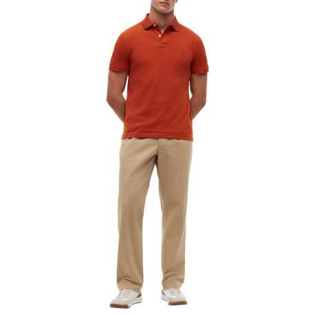 Polo en coton biologique orange à coupe ajustée pourvu d'un col boutonné - Image 5