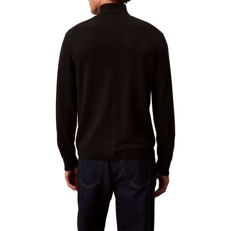 Pull en laine noir uni avec une coupe droite et un col roulé - Image 3