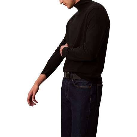 Pull en laine noir uni avec une coupe droite et un col roulé - Image 5