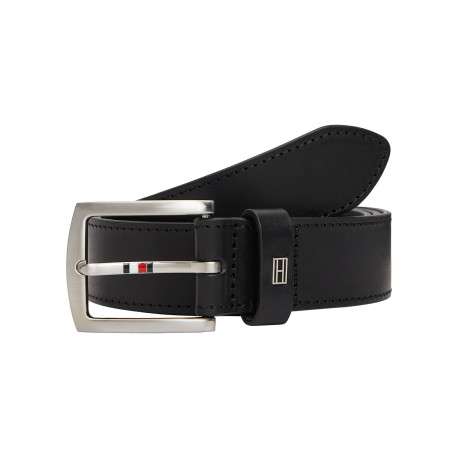 Ceinture en cuir de vache noire pourvue d'une boucle en métal brossé