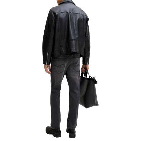 Jean noir uni avec une coupe slim muni d'un zip et d'un bouton - Image 4