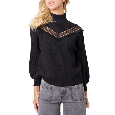 Pull noir uni avec une coupe droite et des manches longues
