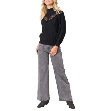 Pull noir uni avec une coupe droite et des manches longues - Image 4