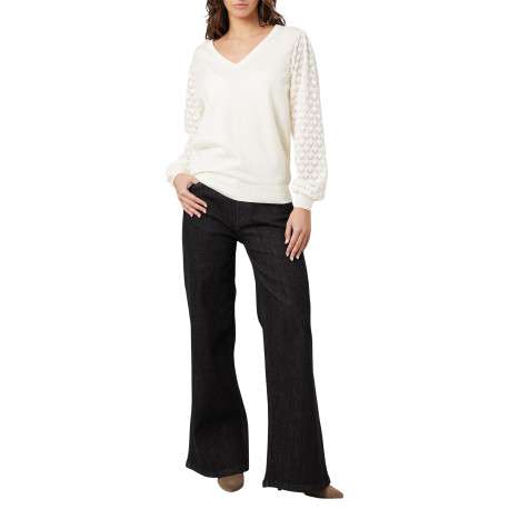 Pull blanc uni avec une coupe droite et des manches longues - Image 3