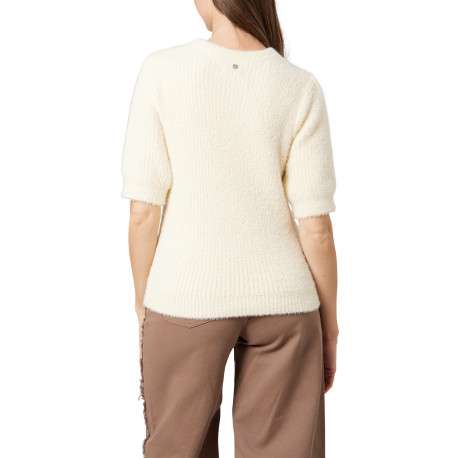 Pull blanc uni avec une coupe droite et des manches courtes - Image 2